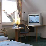 Tommes Gaestehaus Zur Muehle Konukevi Schmallenberg